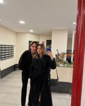 Nicole Wallace Instagram - Pues nada enero otra vez🌟