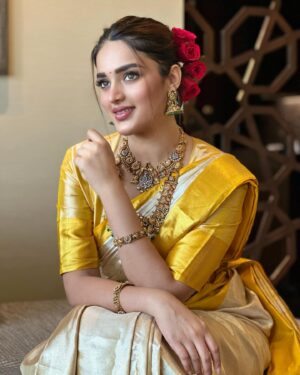 Nidhhi Agerwal Instagram - Yes, I am their Bangaram 💛