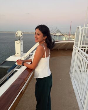 Niharika Dash Instagram - 🖤