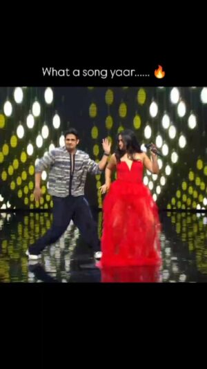 Nikhita Gandhi Instagram - Ye performance hit se jyada lit haii yarrrrr 🔥🔥🔥 
.
Video credit:-@sonytvofficial
