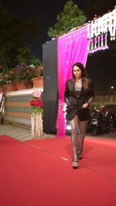 Actress Nikita Rawal HD Photos and Wallpapers January 2025