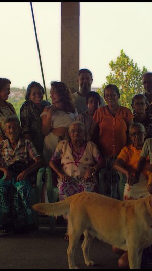 Nilusi Nissanka Instagram - This footage is so precious, something me and my family will treasure forever. My music video “Leave a message” is out now on YouTube ❤️ #NewMusic #backstage #newartist #behindthemusic #behindthescenes #dtmf #badbunny
