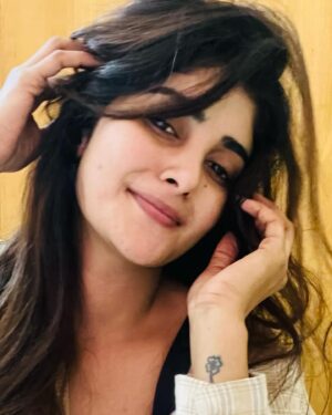 Nimeshika Radhakrishnan Instagram - 😁😁👻👻👾👾🦋