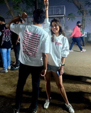 Nisha Agarwal Instagram - December ❤️