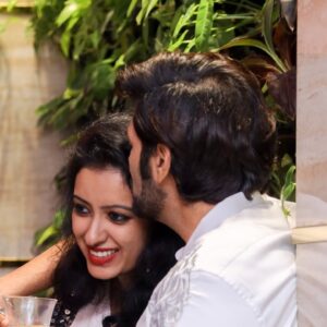 Nisha Krishnan Instagram - 10 years ago this day, when i went down on my knees to ask you the most important question of my Life, and you said 'I Do too' 😍❤️

#December20
#ProposalAnniversary
#10Years
#10thProposalAnniversary
#fromNowTilForever
#lifeisbeautiful
#lovelifelaughter