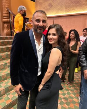 Nishi Saxena Instagram - An unforgettable night celebrating two milestones! 🎉 Happy Birthday to our amazing director, @romeshkalra sir and huge congratulations to Raj Sir on the grand launch of Sardarji Haveli! 🥂 Thank you, @rajan.shahi.543 sir for hosting such a wonderful evening..It was so heartwarming reuniting with everyone..Blessed to be a part of the DKP family! ❤️✨