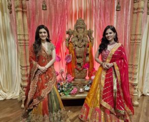 Nishi Saxena Instagram - Thank you, London, for all the love and warmth! Being here for the first time as a guest has been an incredible experience, and I’m so grateful for each moment shared with all of you. Wishing everyone a Diwali filled with light, love, and endless joy. May this festival bring new beginnings, happiness, and prosperity to us all. 🪔✨ #HappyDiwali #GratefulHeart #LondonDiwali