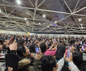 Nishi Saxena Instagram - Thank you, London, for all the love and warmth! Being here for the first time as a guest has been an incredible experience, and I’m so grateful for each moment shared with all of you. Wishing everyone a Diwali filled with light, love, and endless joy. May this festival bring new beginnings, happiness, and prosperity to us all. 🪔✨ #HappyDiwali #GratefulHeart #LondonDiwali