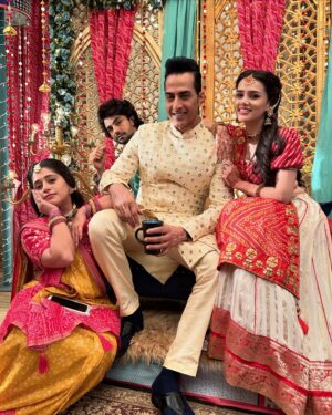Nishi Saxena Instagram - Happy birthday to the one who brings so much laughter and fun into my life…thank you for always keeping up with my weirdness ..Never grow up…Love you!❤️. @sudanshu_pandey
