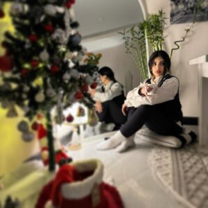 Noor Mazen Instagram - شتا شيحتاج گهوه ومطر وعيونگ ☕️🌧️👀