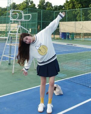 Pannin Charnmanoon Instagram - Living in the tennis dream🎾💛
#FILA #FILAxPeanuts #Snoopy #Peanuts #FILAThailand #ExplorewithFILA