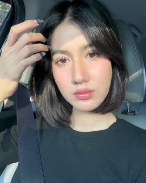 Paparwadee Chansamorn Instagram - Selfie ก่อนเลยรับต้นปี 🤳😍✨