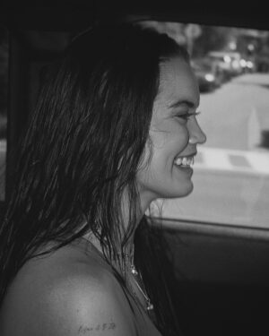 Paris Berelc Instagram - just a happy girl in her jeep