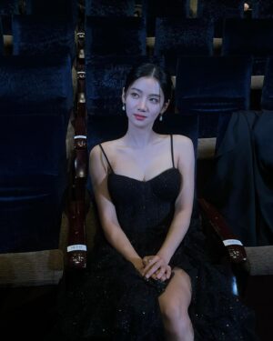 Park Ju-hyun Instagram - 오늘은 데뷔 5주년 ✨