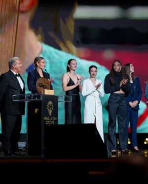 Patri Guijarro Instagram - Otro año más siendo el mejor equipo del mundo ✨
Felicitar a las premiadas y a mis compañeras, es un orgullo 🙌🏼💙❤️