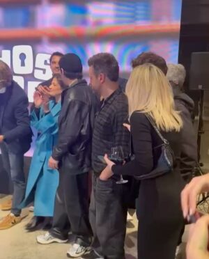 Paula Neves Instagram - Foi uma antestreia muito boa :) 
Estamos ansiosos para partilhar convosco a nova sitcom “Vizinhos Para Sempre”!
Temos encontro marcado no dia 18 de Janeiro para a grande estreia na @tvioficial e @primevideopt 
Vemos-nos lá!