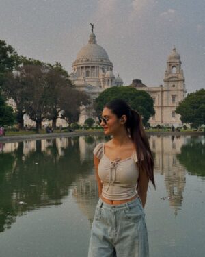 Payal Gaming Instagram - Kolkata diaries ✨🤍🖼️