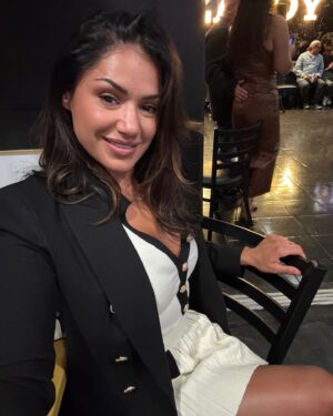 Pearl Gonzalez Instagram - October checklist: Work? Busy. Family? Beautiful. Training? Nonstop. Travel? Frequent flyer status. Love? Still looking! Learning? Always.

I’m so ready for November!! 💋✨🫶🏽👊🏼

#photodump #Life #fighter #commentary #training #work #home #October #Halloween #sandiego ⏭️ #chicago ⏭️ #florida ⏭️ #losangeles