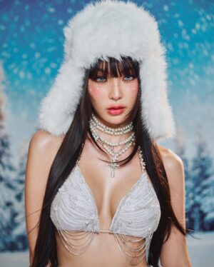 Phatchara Thabthong Instagram - Santa's favorite 🎄🎅🏼❄️