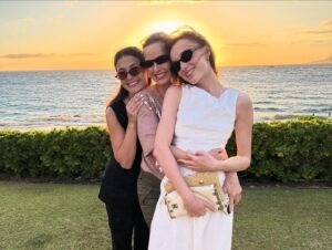 Phoebe Dynevor Instagram - A slice of Summer 🫶