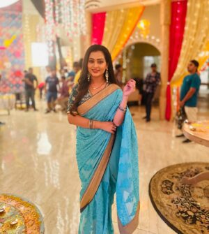 Piyali Munsi Instagram - Diwali at Set💙 #PandyaStore