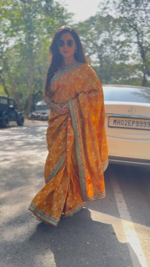 Piyali Munsi Instagram - Rahman on a Sunny Day🎵

📸 : @aditi_1934
.
.
.
#reel #reelitfeelit #reelsinstagram #reelkarofeelkaro