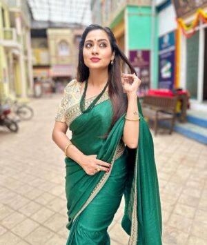 Piyali Munsi Instagram - Diwali Celebration started @ #PandyaStore ❤️