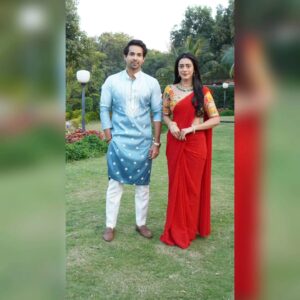 Piyali Munsi Instagram - Jhanak has entered Vihan's home. Has Vihan fallen in love with Jhanak?

Tune in every night at 10:30 PM to watch Jhanak, only on Star Plus!

"@jhanak_official @chakraborty.ankita8 @kunalrverma @hibanawab @piyalipmunsi @aslichandni @instantsachin @puneetpanjwani @ajoy.chakraborty87 @sunnysachdevaa @pisalkajal @patralichattopadhyay @krushalahuja9 @leenagangopadhyay @saib_albanerjee @donvanzara @donvanzara.official @naaradanusha @naaradsiddhantgill @naaradvedantgill"

#Jhanak #MagicMoments #StarPlus #LoveAndRelationships #FamilyDrama #NewChapter #JourneyOfLife #IndianTV #Entertainment #TVShow
