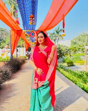 Piyali Munsi Instagram - Watch me in “JHANAK” as PRACHI Monday - Sunday at 10.30pm only on @starplus 😇❤️
Now the story is going to take new turn & twists,loads of surprises r coming.Keep watching,keep showering ur love on us😇
Thank u @asadsheikhcasting @amirsheikhofficial 😇
#jhanak #starplus
