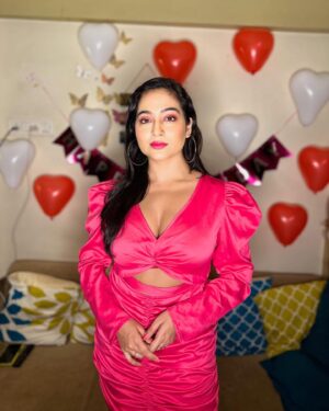 Piyali Munsi Instagram - Birthday Vibe🩷🎉