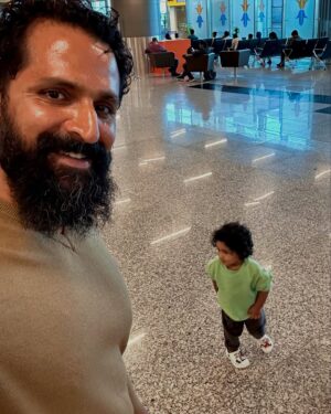 Pooja Ramachandran Instagram - Habibi…… we are coming to #dubai 🇦🇪

#globetrottingfamily #familythattravels #comingtodubai