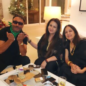 Actress Poonam Dhillon HD Photos and Wallpapers January 2025