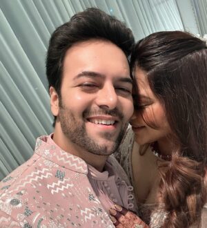 Poonam Preet Bhatia Instagram - Swiped right 👉🏻 Now it’s for life ♥️ 🧿

@sanjaygagnaniofficial 🥰

#myhappyplace #betterhalf #myhome