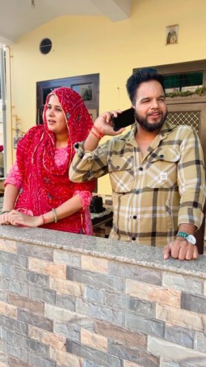 Poonam Sharma Instagram - ❤️❤️