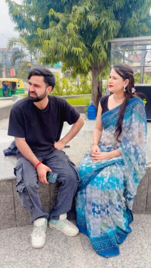 Poonam Sharma Instagram - ha bhabhi ji😄 😄