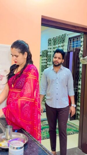 Poonam Sharma Instagram - Ek Ladki sirf Itna chahti hai ki uska partner use samjhe