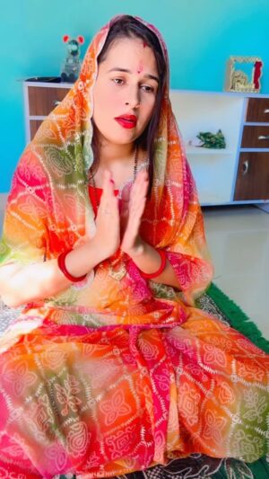Poonam Sharma Instagram - jai Mata Di🙏🙏