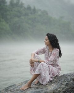 Singer Pragathi Guruprasad HD Photos and Wallpapers September 2024