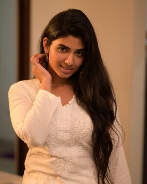 Pragya Nagra Instagram - December🌺✨

PC @sathyaphotography3