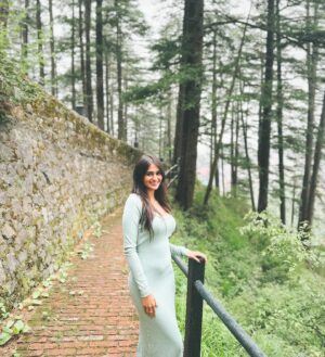Prakriti Pavani Instagram - little miss 20 something 🤍

celebrating another year around the sun ☀️ #thankfulgratefulblessed 

thank you for all your lovely messages, stories, edits and love... 🫶🏻 #gratitude 

endlessly blessed, forever grateful! 

 
#birthday 
#birthdaydump #birthdaygirl 
#celebratingme #notaginingjustupgrading