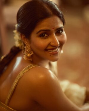 Pranutan Bahl Instagram - 🪷

saree @anjanabohra_official @dipublicrelations 
photography @gohil_jeet 
earrings @minerali_store 
make up all @simplynam.beauty (a huge fan of the blush in shade: jasmine pink)