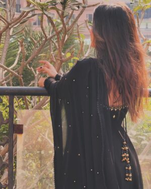 Pratiksha Honmukhe Instagram - The 🪷 you’ve been looking for!!!

Suit @bhaviniparis 

#instagram#explore#explorepage