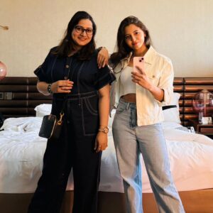 Preethi Asrani Instagram - To the one who holds us tight,
Guiding through the darkest night.
With love so deep and strength so true,
Dear sister, our world shines because of you.

Happiest birthday, Sunshine @anjuasranikreations ❤️✨️
Wishing you the best forever and everrrr!! 🤗