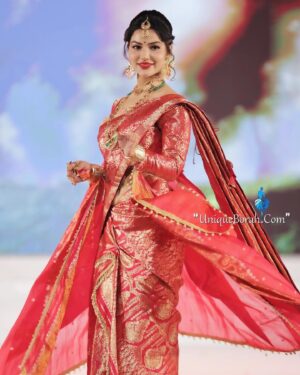 Preety Kongana Instagram - Paatmadoi Season 5 ♥️🙏♥️

Beautiful memories with beautiful people ♥️

Make up & hair by @mkup_artist_susmita ♥️

Wearing @pureassameseattire ♥️
Jewellery by @prajapati_assamese_jewellery ♥️

Styled by @ajanakashofficial ♥️

Captured by @unique_borah_photography 🤗