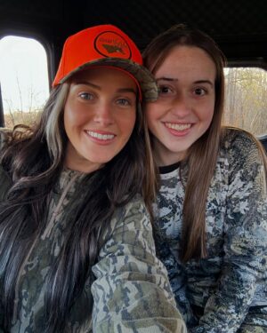 Priscilla Block Instagram - Hosting thanksgiving this year, guess I’m cooking deer chili for everyone 🦌

what an incredible hunt. Big big thank you to the Edmunds family for having me back out. till next year!