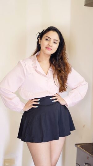 Priyanka KD Instagram - Premika ….. 

#reels #reelsinstagram #priyankakholgade #reelkarofeelkaro #reelitfeelit #love