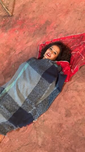 Priyanka Karki Instagram - BTS from our new song release from our upcoming movie “MUMMY” ♥️
Song is out on YOUTUBE ☺️
Link in my bio and stories ♥️

Team - @shradha_maskey @ritu.chhantyal @priyaa_karki @vikramswar @suraksha_singh_malhotra
