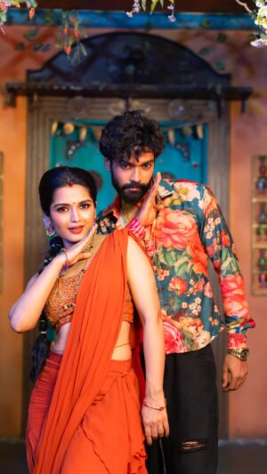 Priyanka M Jain Instagram - Peeeeelingggssuuuu♥️🧿

Designed by @sreha_designer_studio 
Captured by @absolutelyrahul 
Choreographed by @vishal_nads 
MUA & Hair by @praneethaartistry 
Location @klfilmstudio 

@alluarjunonline ♥️
@rashmika_mandanna ♥️
@aryasukku ♥️
@sekharmaster ♥️
@pushpamovie ♥️

.

.

.

.

#priyankajain #shivakumar #prishiv #shivpriya #neverendingtales #pushpa #peelings #alluarjun #rashmikamandanna #pushpa2 #pushparaj #taggedele #trending #trend #trendingnow #trendingreels #réel #reels #reelsofinstagram #instareels #viral #viralreels