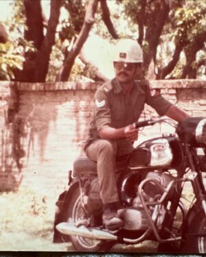 Pujitha Devaraj Instagram - Even now dad tells me numerous stories about his army life♥️ 

SM CD Raju - Army Medical Corps🇮🇳

"Today, on the 77th Indian Army Day, 
We are overwhelmed with nostalgia and pride. 
The camaraderie, discipline, and patriotism... those were the best days of our life!

The defence forces teach you lessons that can't be learned anywhere else: resilience, sacrifice, and the true meaning of duty. I feel blessed to have been a part of this world.”

Thank you DadMom😇

PS : This song is our whole life🫠

 #IndianArmyDay #DefenceFamily #proudchild #amc #armyofficer #armymedicalcorps #armyday #jan15 #armydad