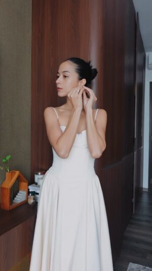 Putri Marino Instagram - sunscreen adalah kunci. @lorealparis 

#SunscreenNeverSeenBefore #SunscreenBekasJerawat #LorealParisID #NeverSeenBefore
#Skin
